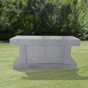 cremation-bench-with-large-niche