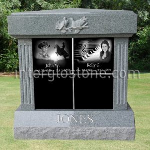 four-niche-memorial-with-fluted-columns-2