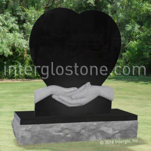 heart-in-hands-2-headstone
